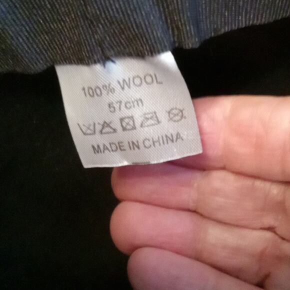 Black 100% Wool Round Hat Classy - Picture 4 of 5